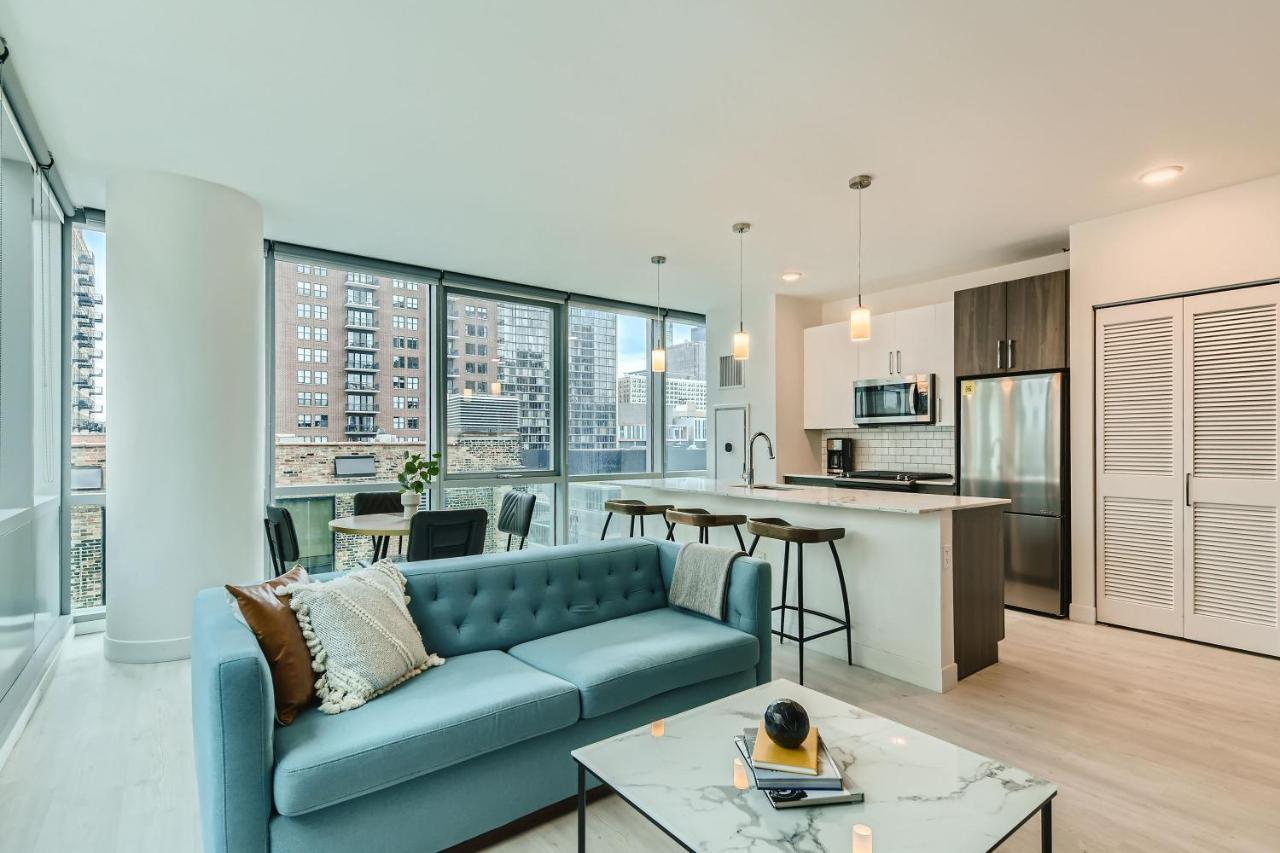 Sentral Michigan Avenue Aparthotel Чикаго Екстериор снимка